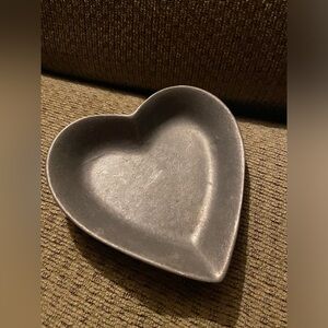 Olde Country PEWTAREX York Pennsylvania Heart Pewter Trinket Dish